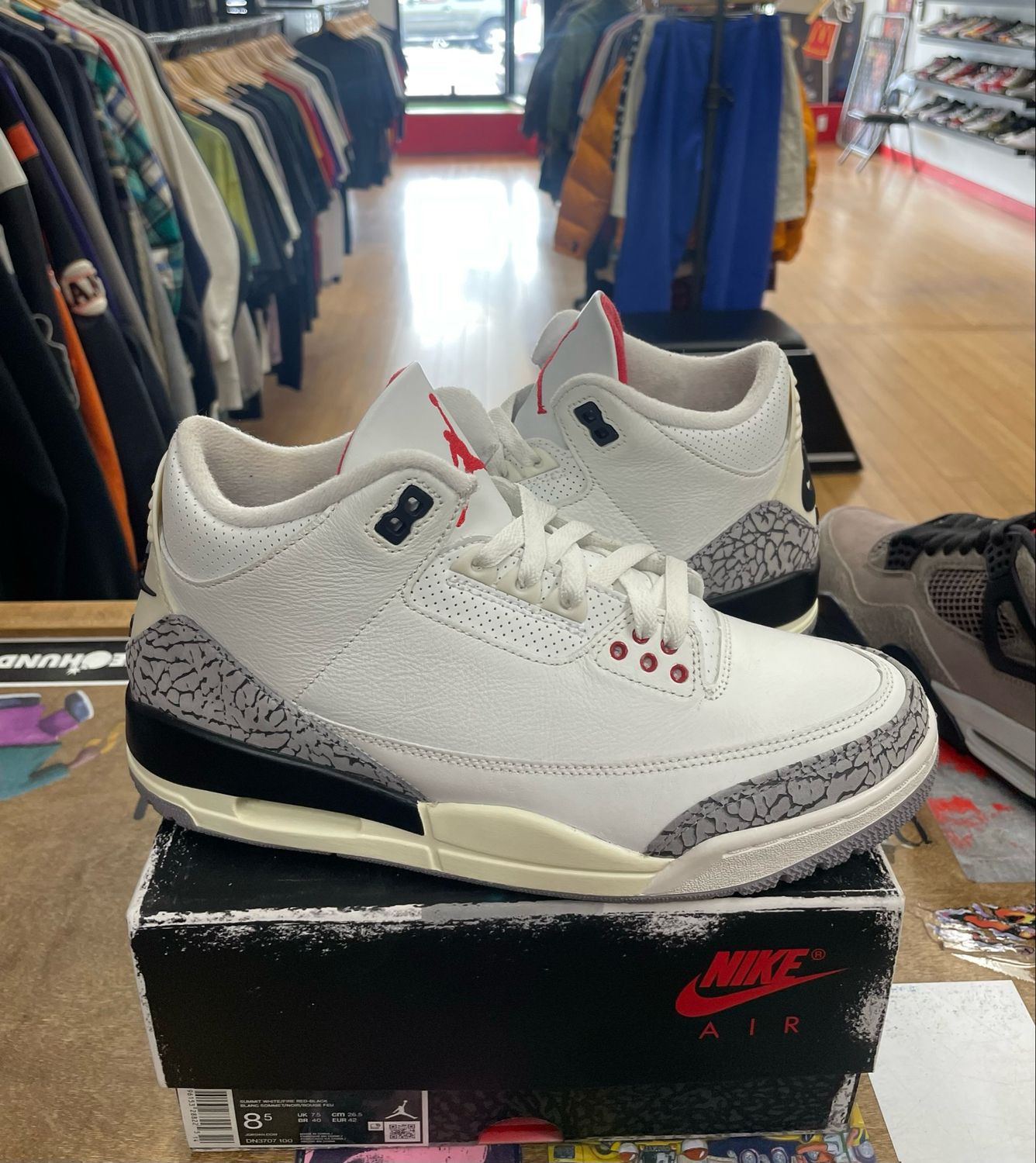 Jordan 3 Retro White Cement Reimagined Size 8.5 (Lightly WORN)