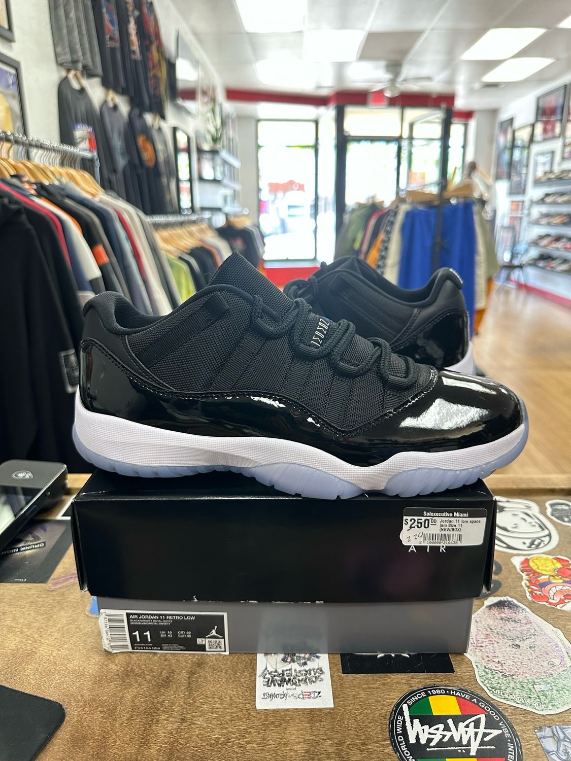 Jordan 11 Retro Low Space Jam Size 11 (Lightly Worn)