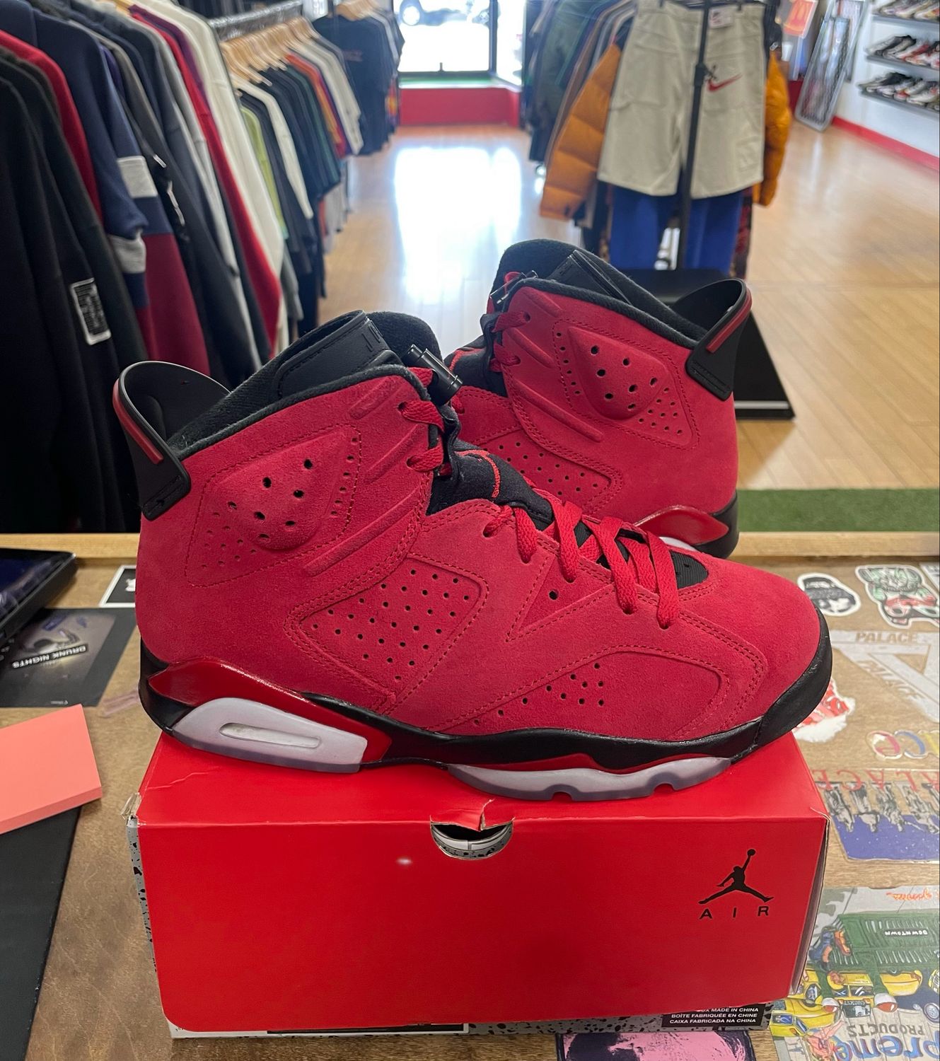 Jordan 6 Retro Toro Bravo Size 8.5 (LIGHTLY WORN)