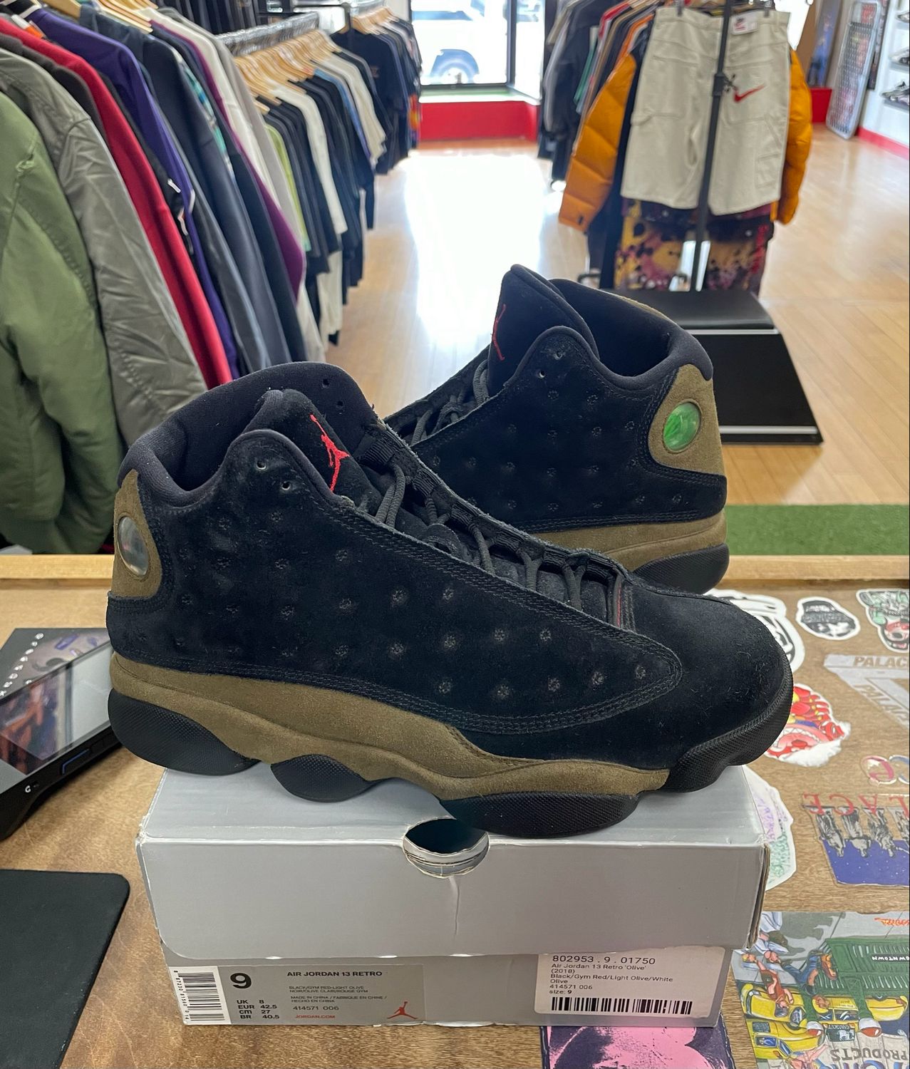 Pre Owned Jordan 13 Retro Olive Size 9