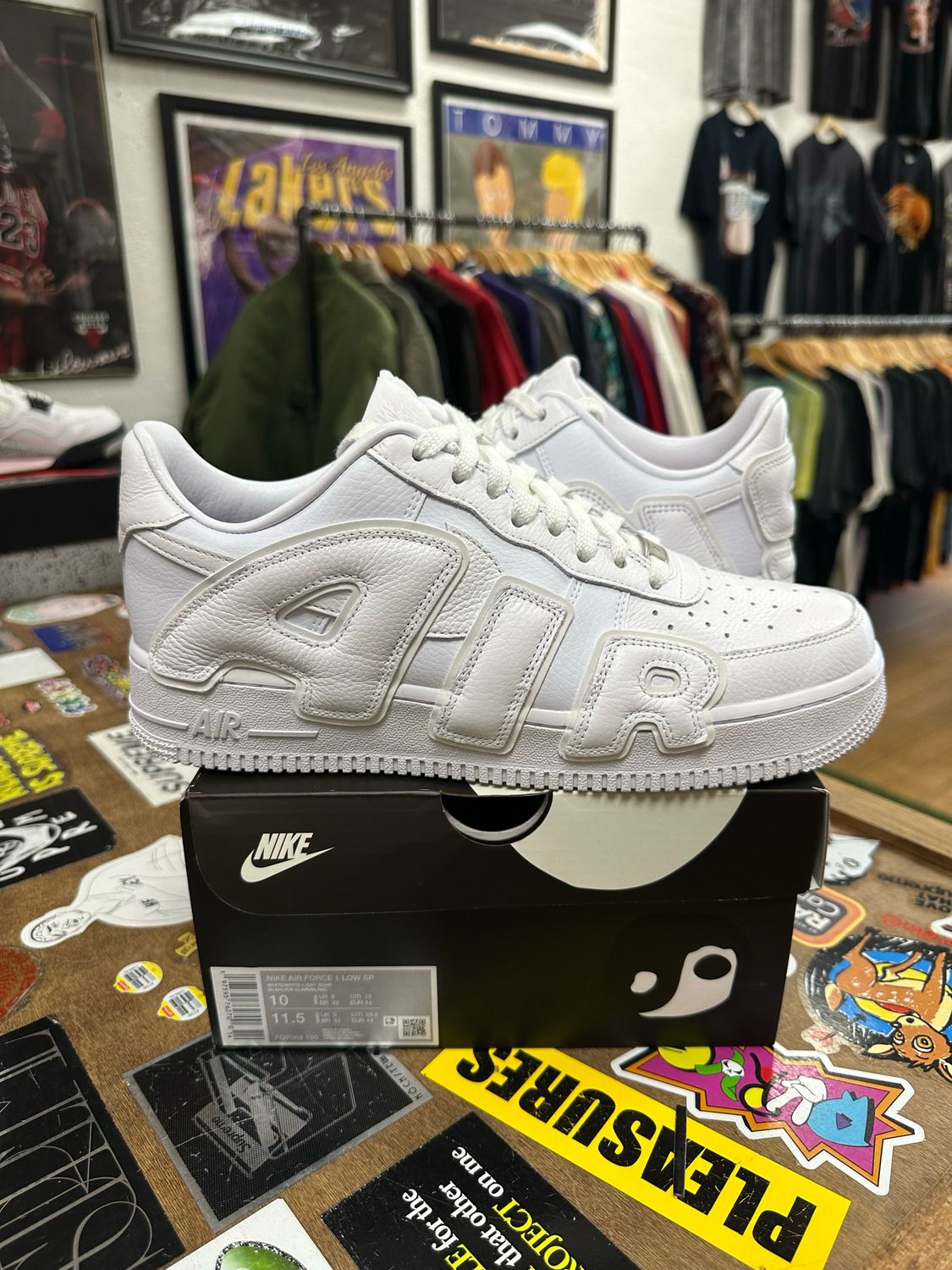 Nike Air Force 1 Low Cactus Plant Flea Market White (2024) Size 10 (WORN)