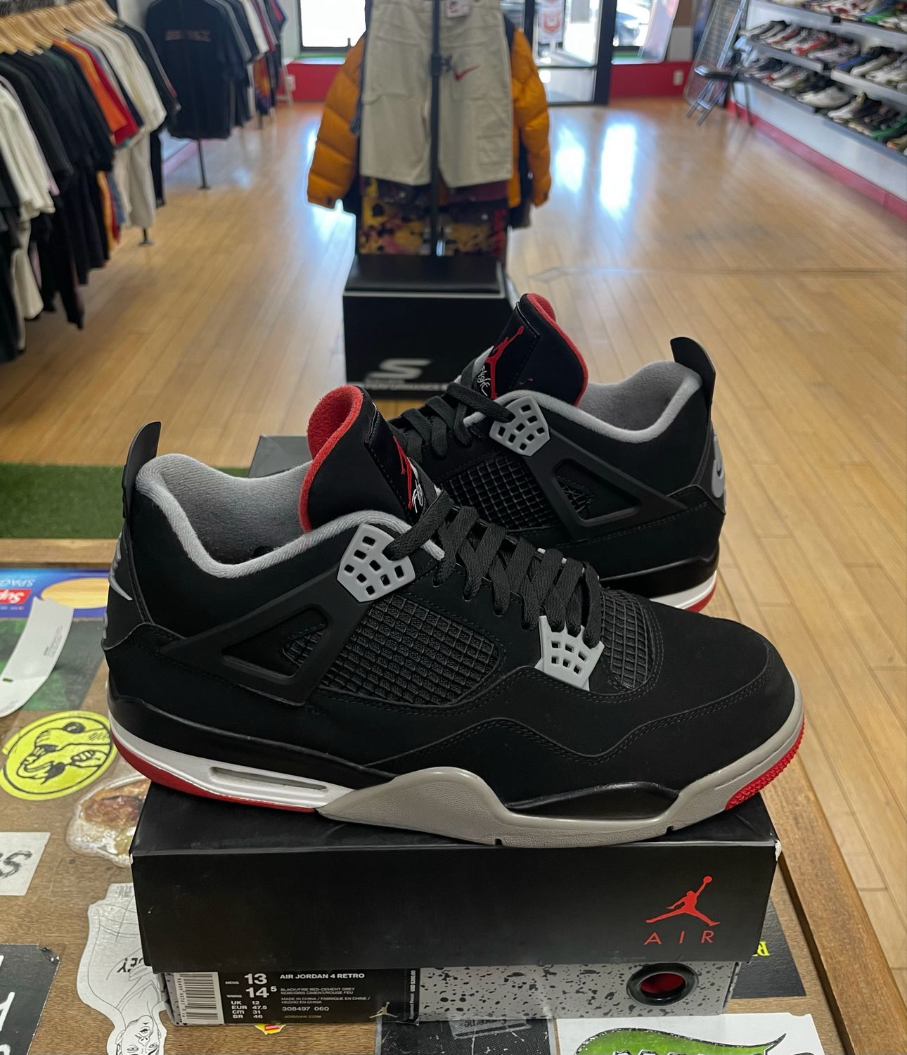 Pre Owned Jordan 4 Retro Bred (2019) Size 13