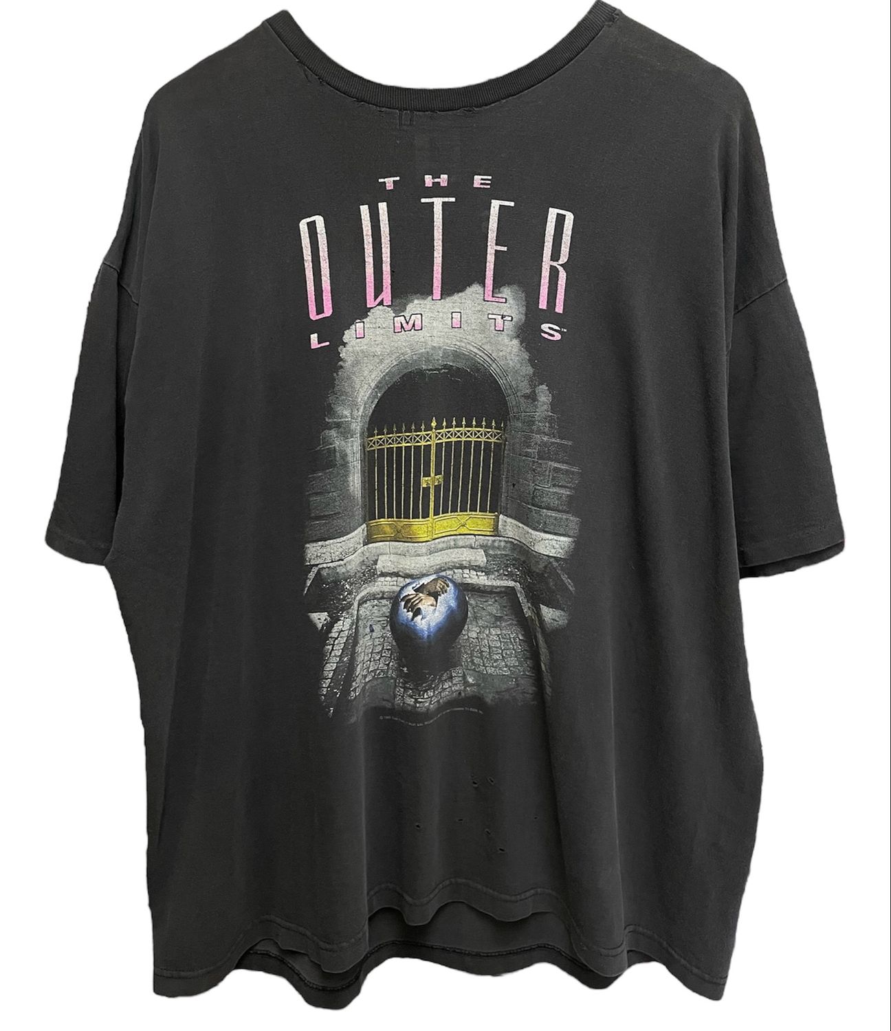 Vintage 90&#39;s The Outer Limits Tee Size XL