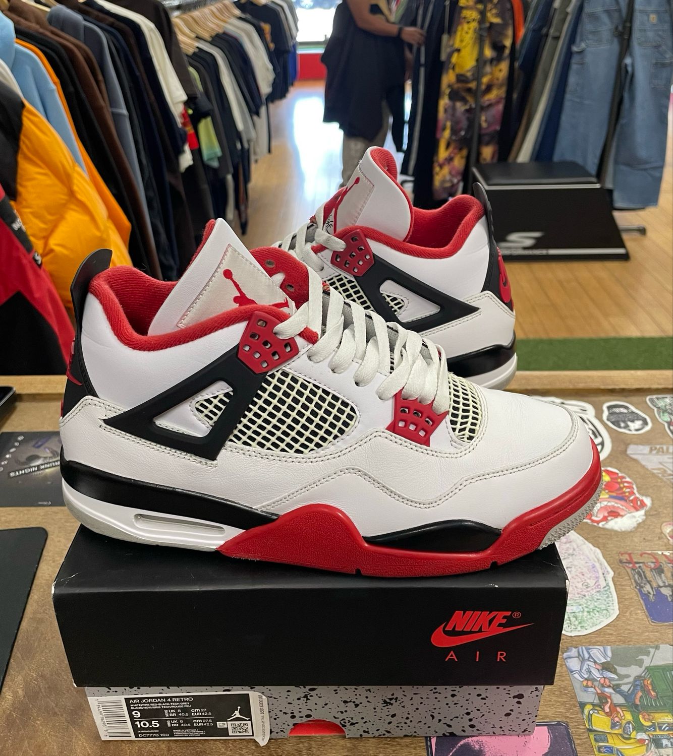 Jordan 4 Retro Fire Red (2020) Size 9 (WORN)