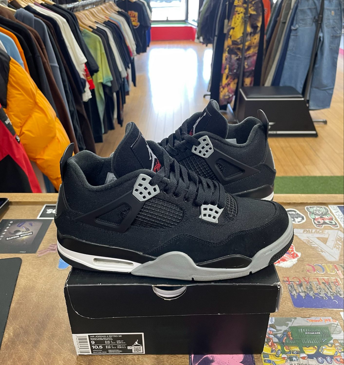 Jordan 4 Retro SE Black Canvas Size 9 (WORN)