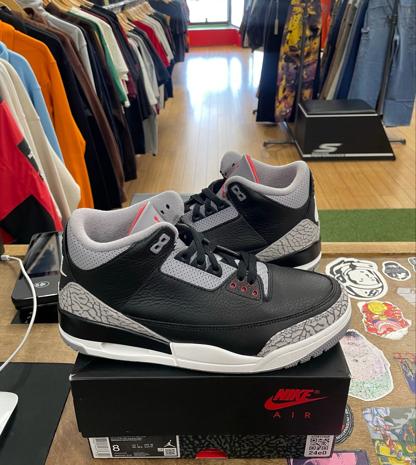 Pre Owned Jordan 3 Retro OG Black Cement (2024) Size 8