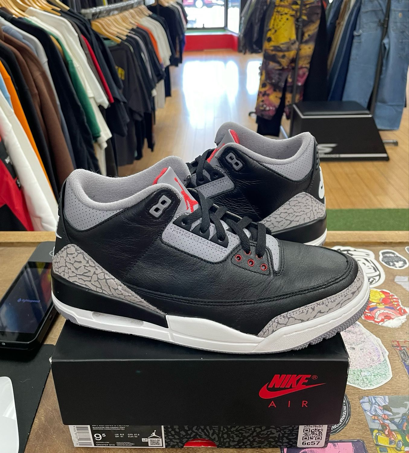 Pre Owned Jordan 3 Retro OG Black Cement (2024) Size 9.5