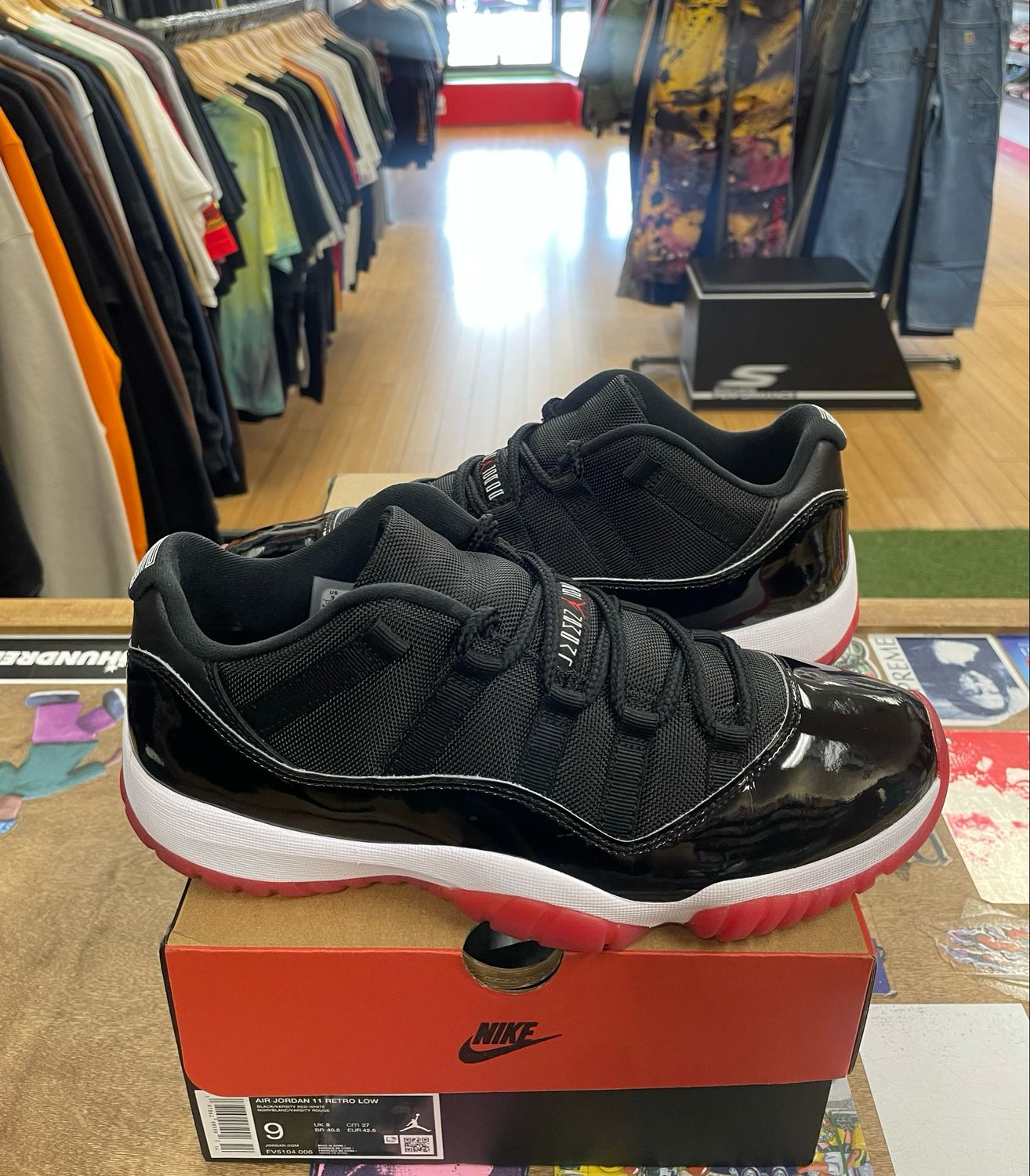 Pre Owned Jordan 11 Retro Low Bred (2025) Size 9