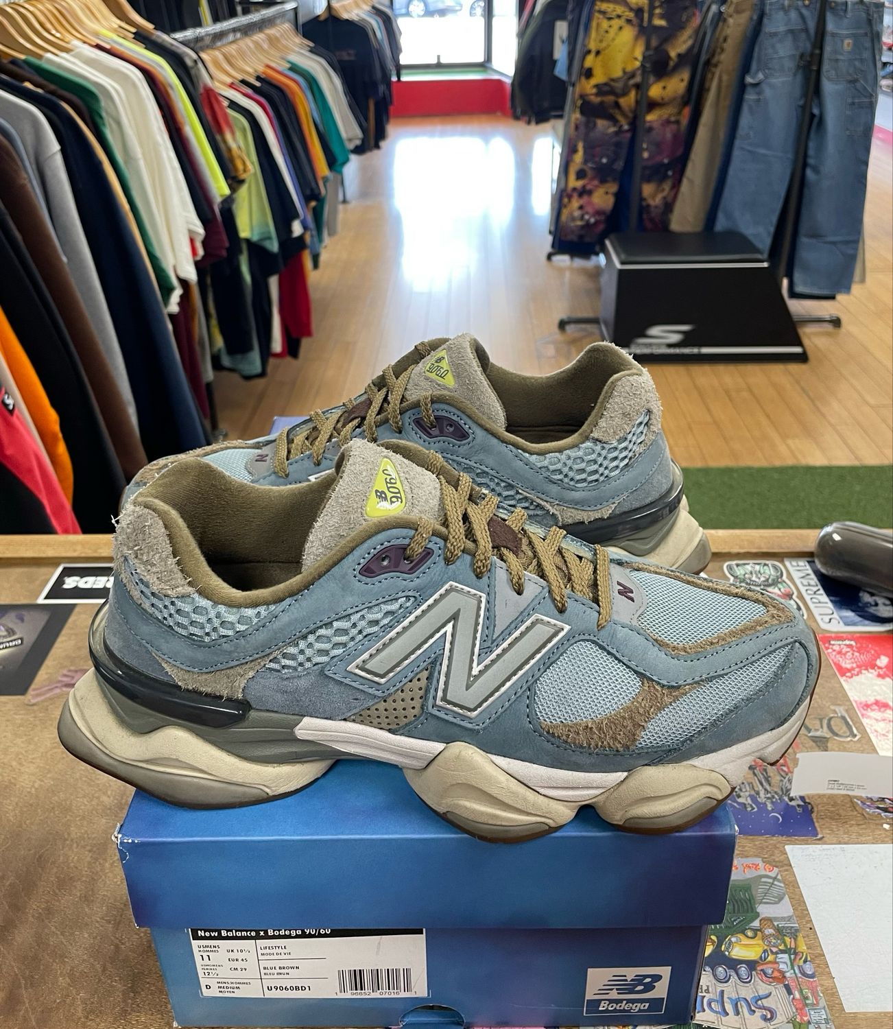 Pre Owned New Balance 9060 Bodega Age of Discovery Size 11