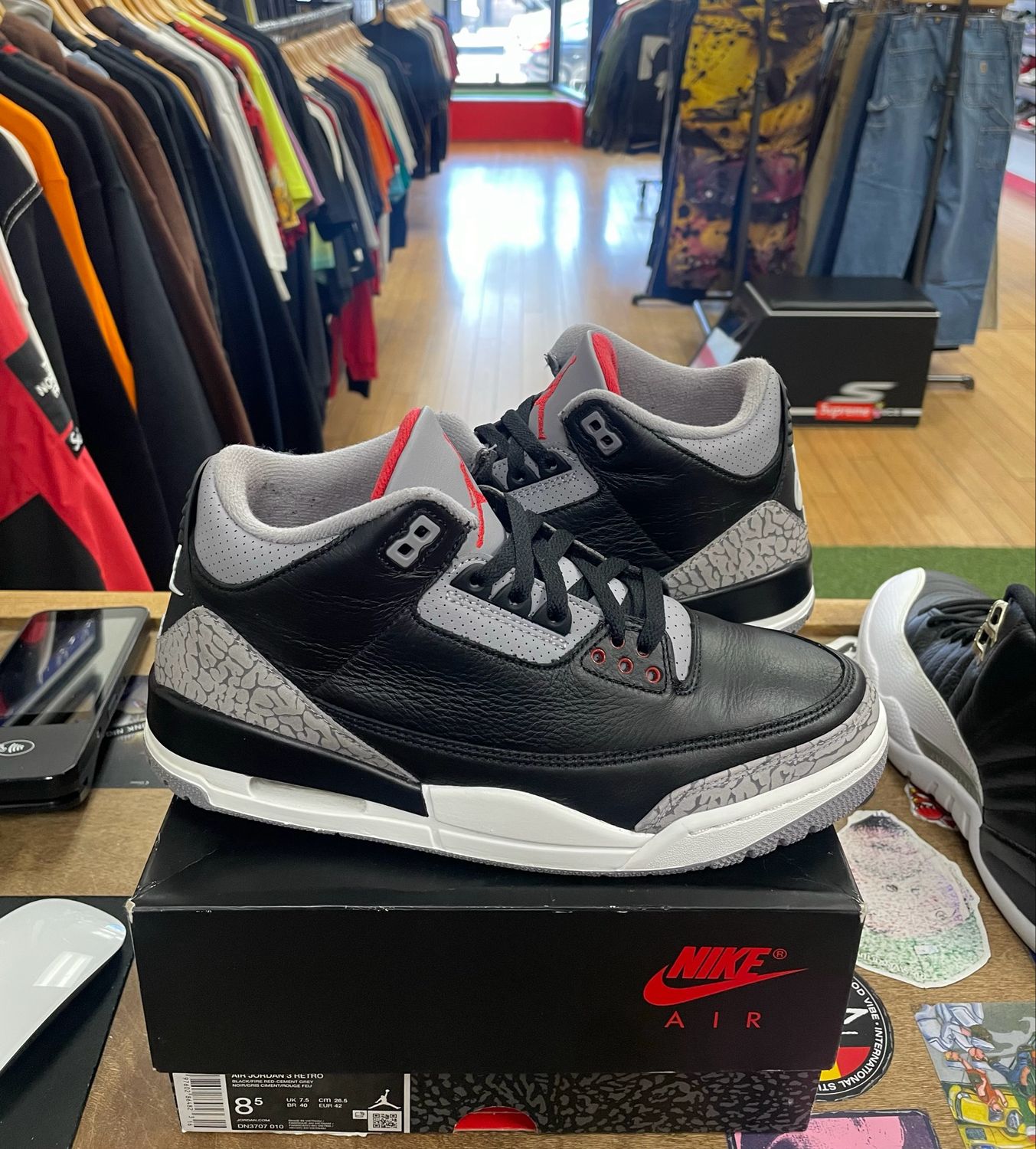 Jordan 3 Retro OG Black Cement (2024) Size 8.5 Pre-Owed