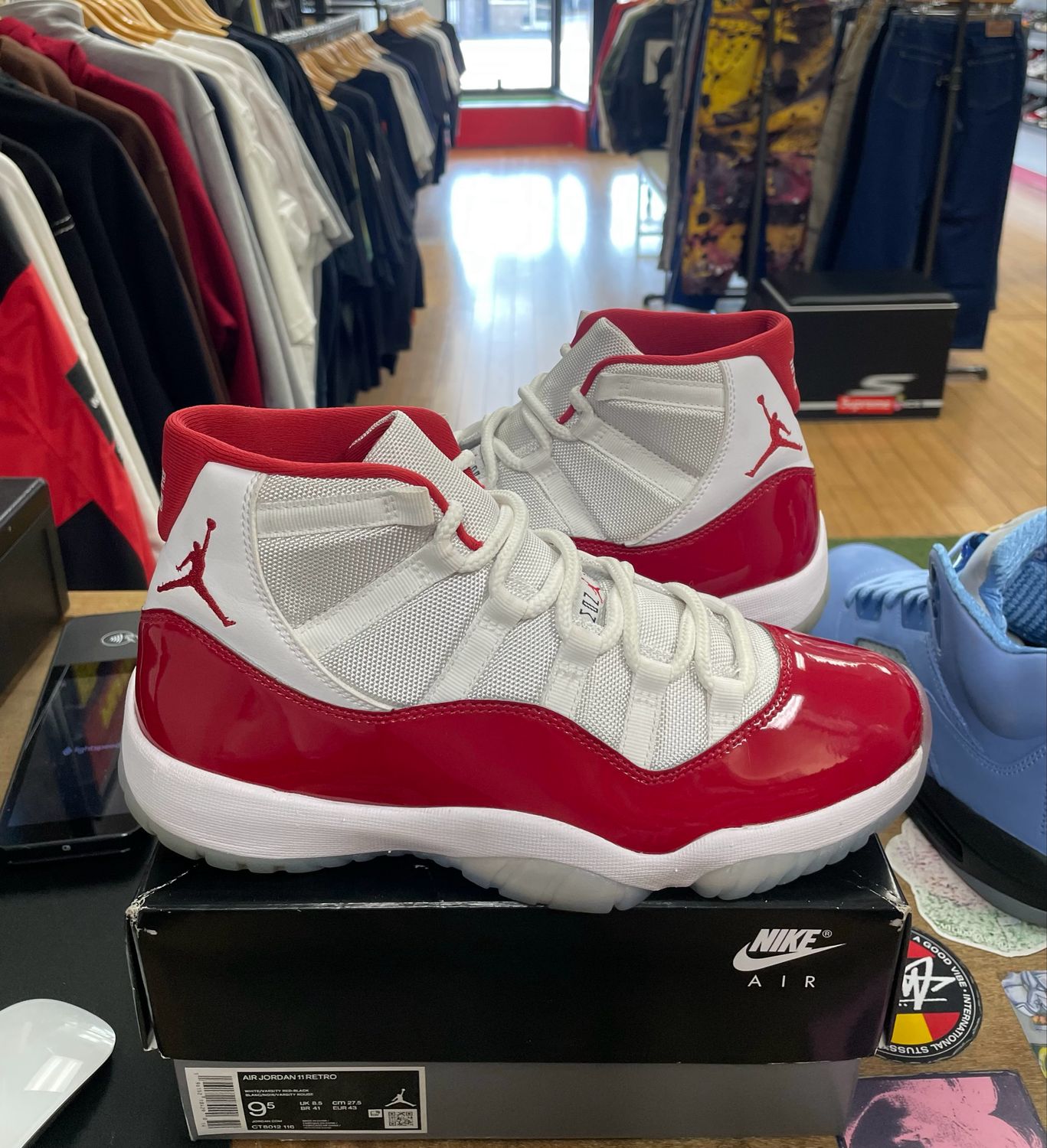Pre-Owned Jordan 11 Retro Cherry (2022) Size 9.5