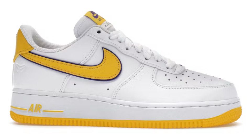 Nike Air Force 1 Low Retro QS Kobe Bryant Lakers Home Size 11 (NEW)