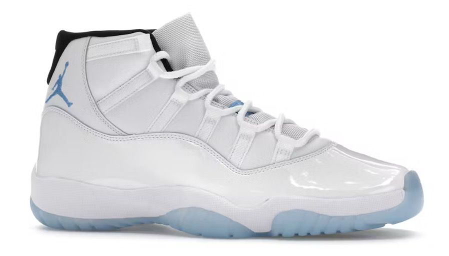 DS Jordan 11 Retro Legend Blue (2024) Size 10.5