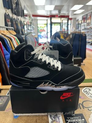 Jordan 5 Retro OG Black Metallic Reimagined Size 8 (WORN)