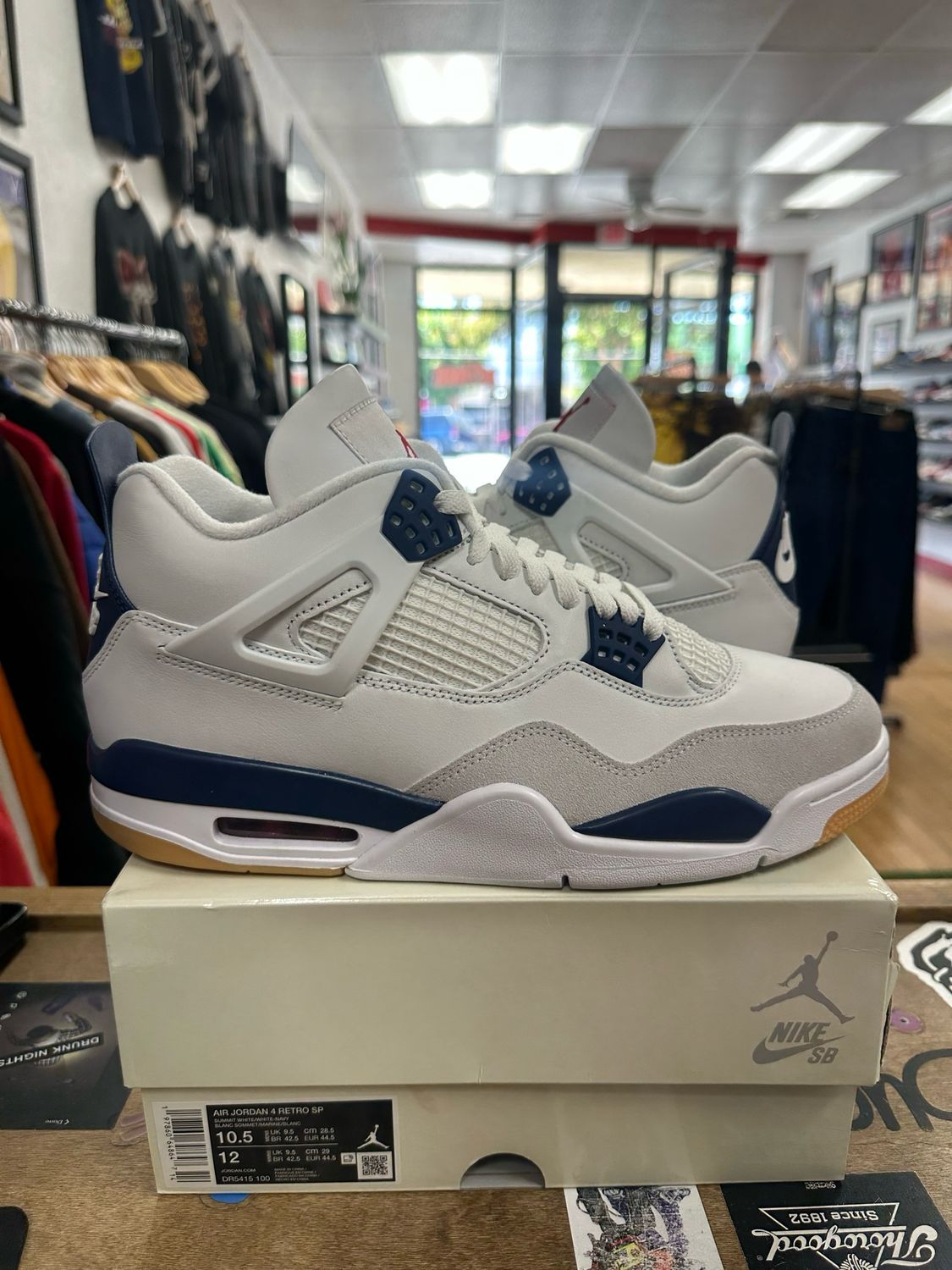 Jordan 4 Retro SB Navy Size 10.5 (WORN)