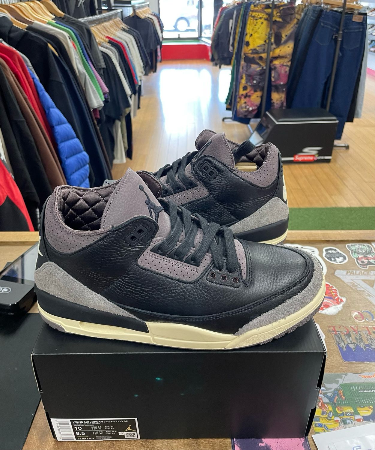 Pre Owned Jordan 3 Retro OG SP A Ma Maniére While You Were Sleeping (Women&#39;s) Size 10,8.5M