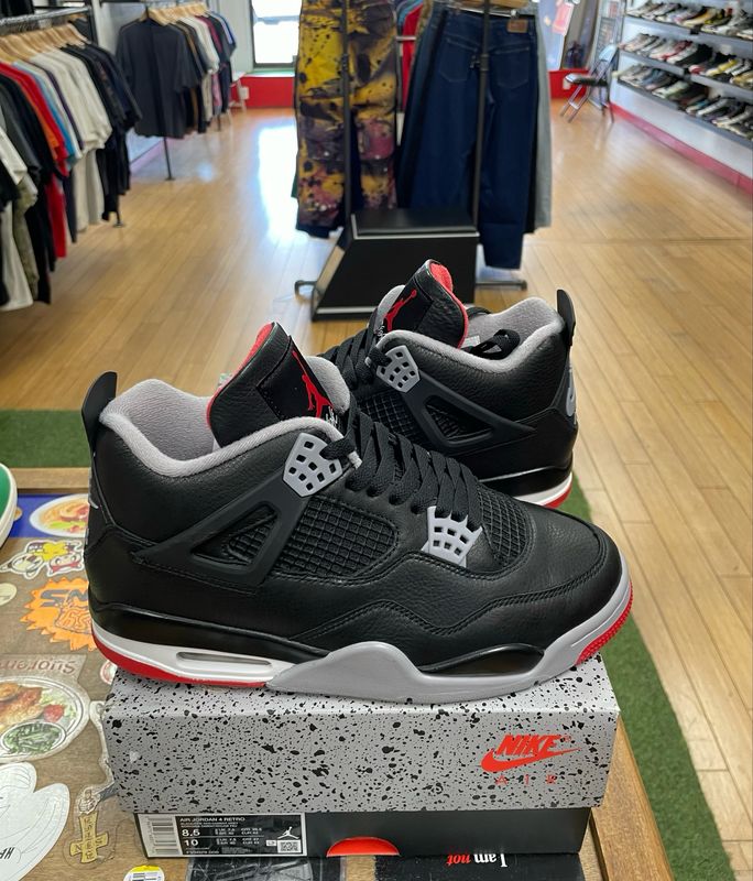 Pre  Owned Jordan 4 Retro Bred Reimagined Size 8.5