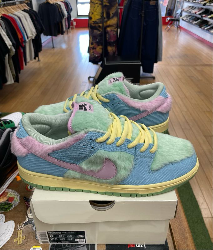 Nike SB Dunk Low Verdy Visty Size 12 (Lightly WORN)