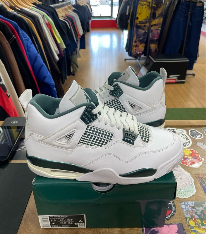 Pre Owned Jordan 4 Retro Oxidized Green Size 8.5