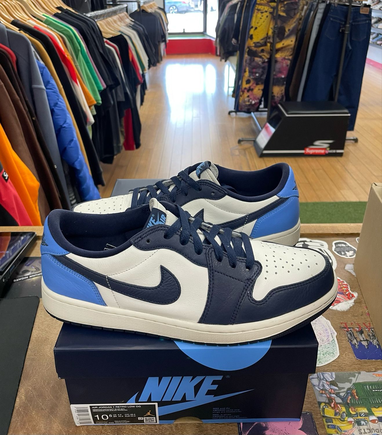 Pre Owned Jordan 1 Low OG Obsidian UNC Size 10.5