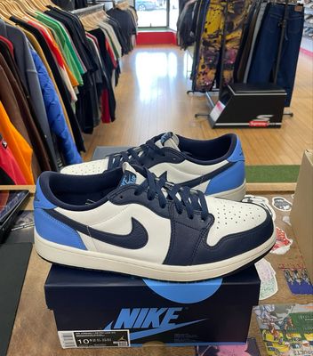 Pre Owned Jordan 1 Low OG Obsidian UNC Size 10.5
