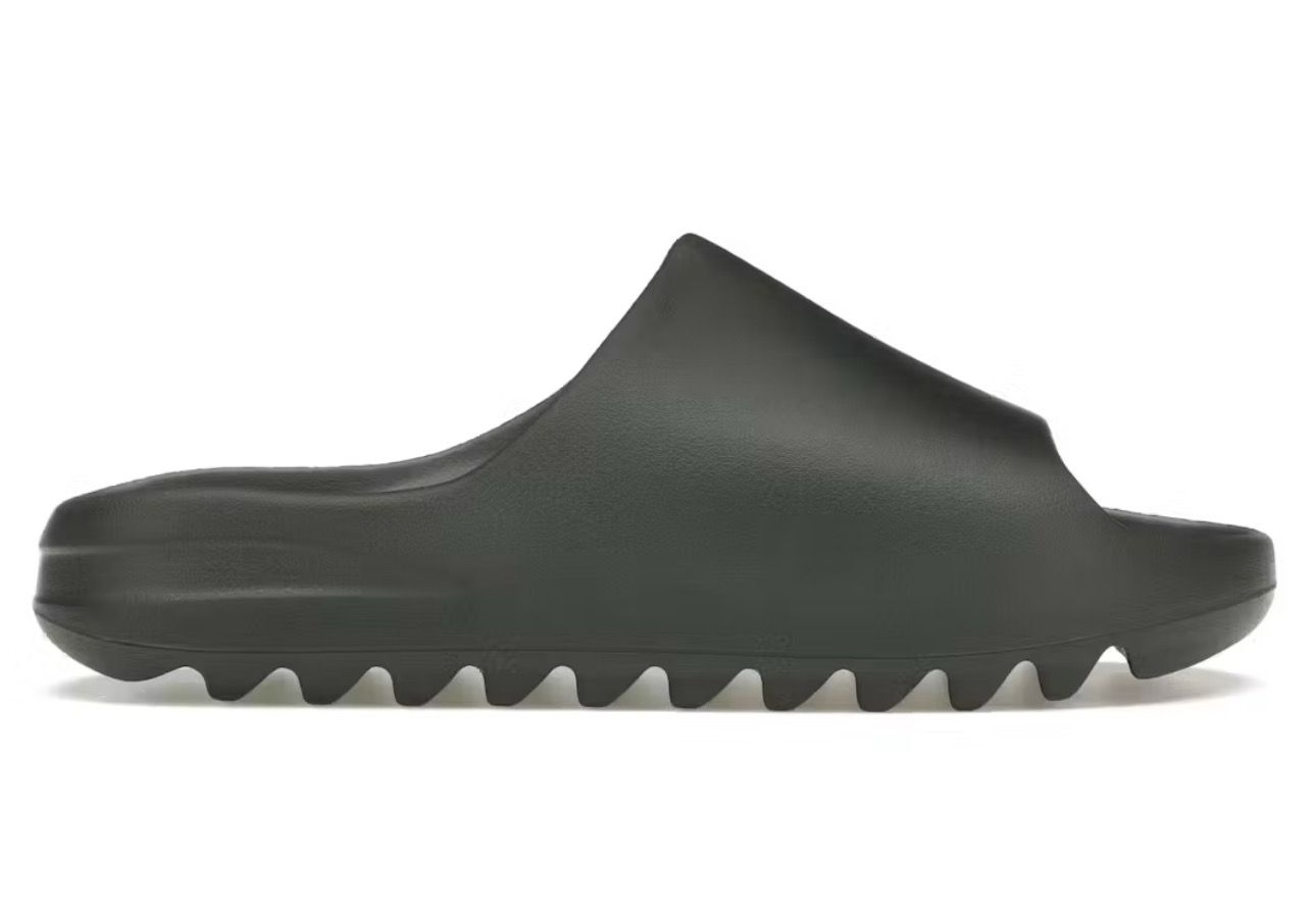 adidas Yeezy Slide Dark Onyx Size 9 (NEW)