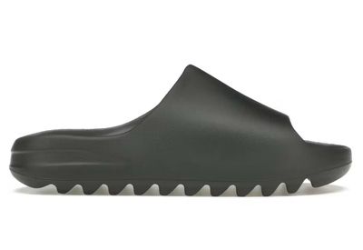 adidas Yeezy Slide Dark Onyx Size 9 (NEW)