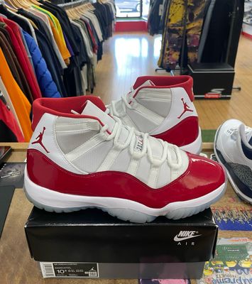 Jordan 11 Retro Cherry (2022) Size 10.5 (WORN)