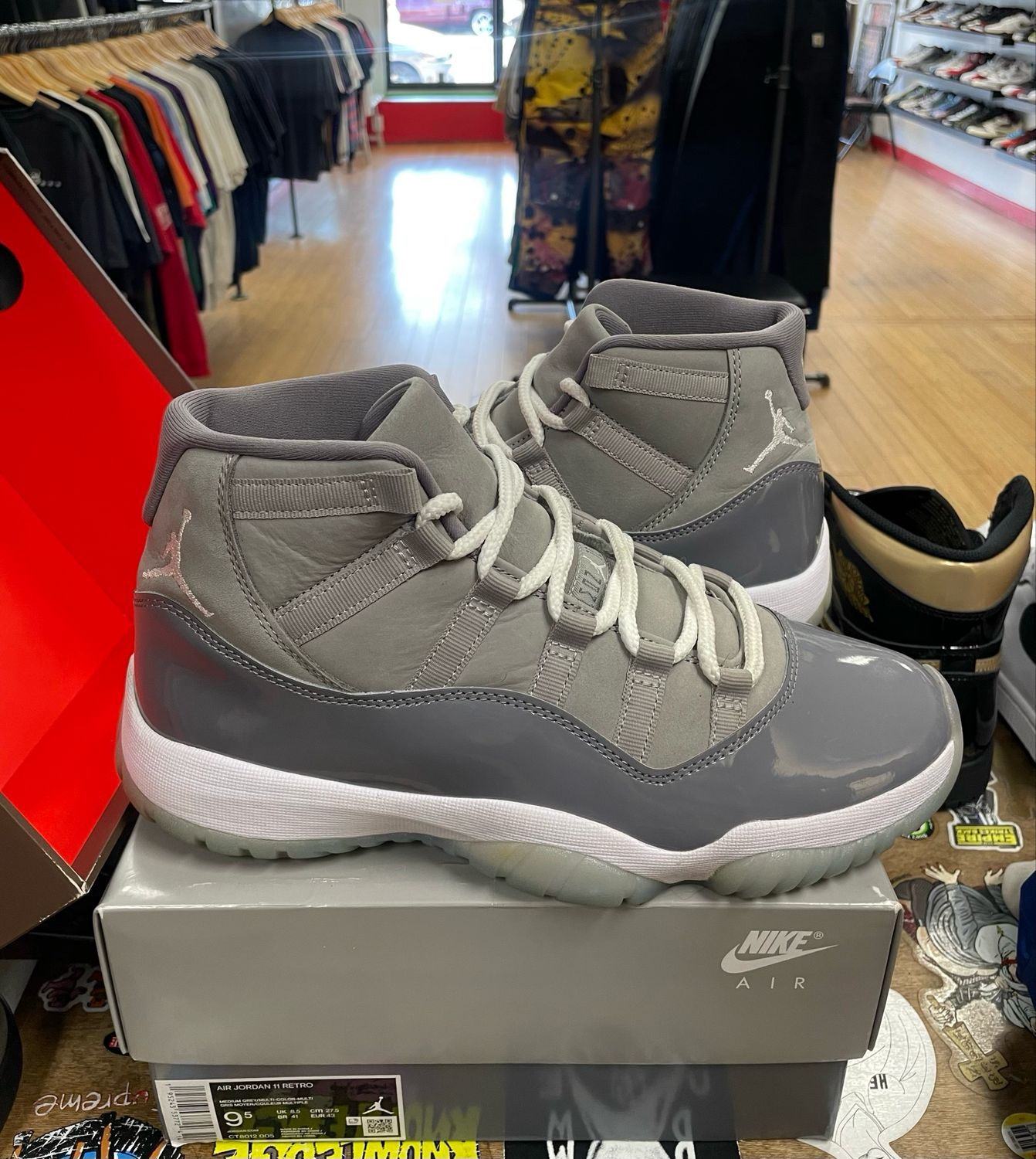 Pre-Owned Jordan 11 Retro Cool Grey (2021) Size 9.5
