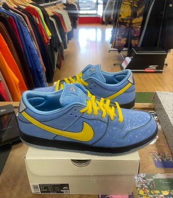Lightly Worn Nike SB Dunk Low The Powerpuff Girls Bubbles Size 11