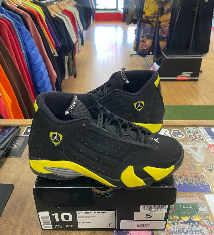 Pre Owned Jordan 14 Retro Thunder Size 10