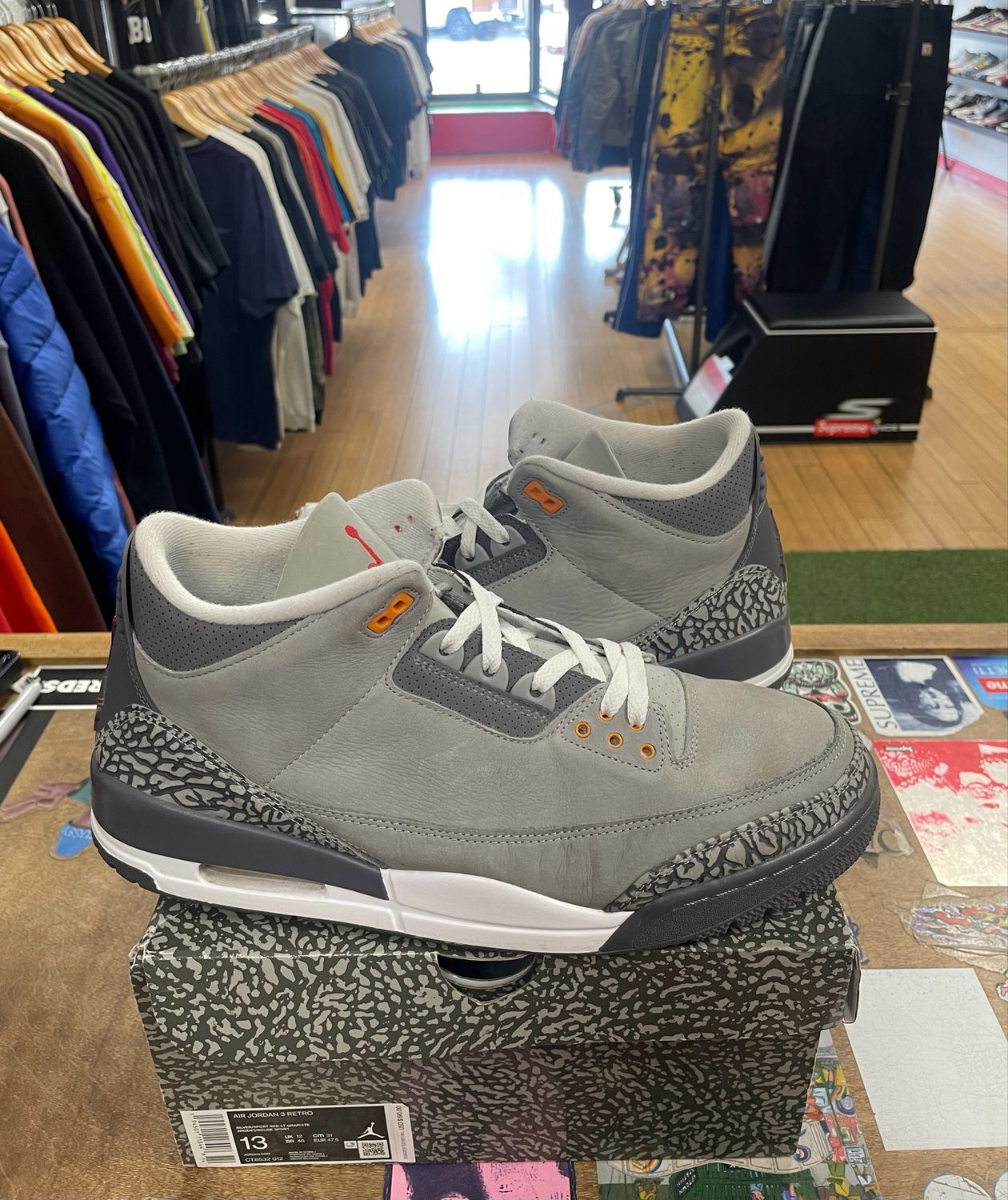 Pre Owned Jordan 3 Retro Cool Grey (2021) Size 13