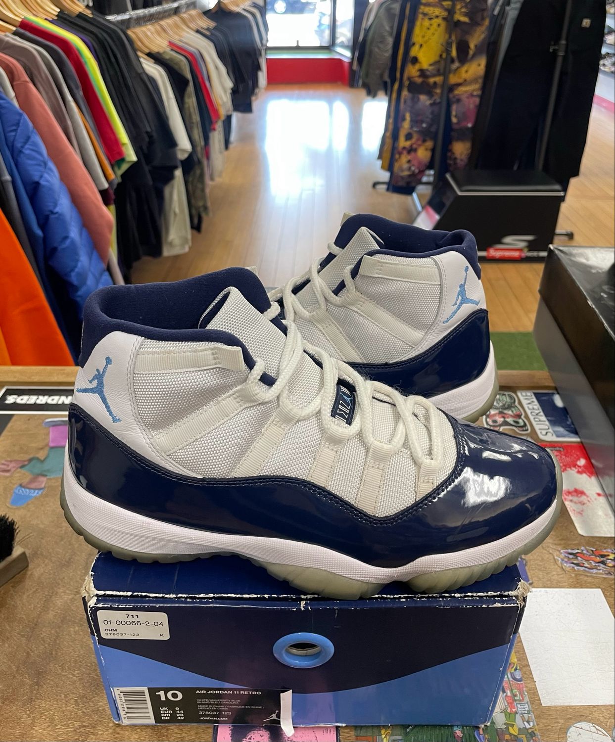 Pre Owned Jordan 11 Retro UNC Win Like 82 Size 10