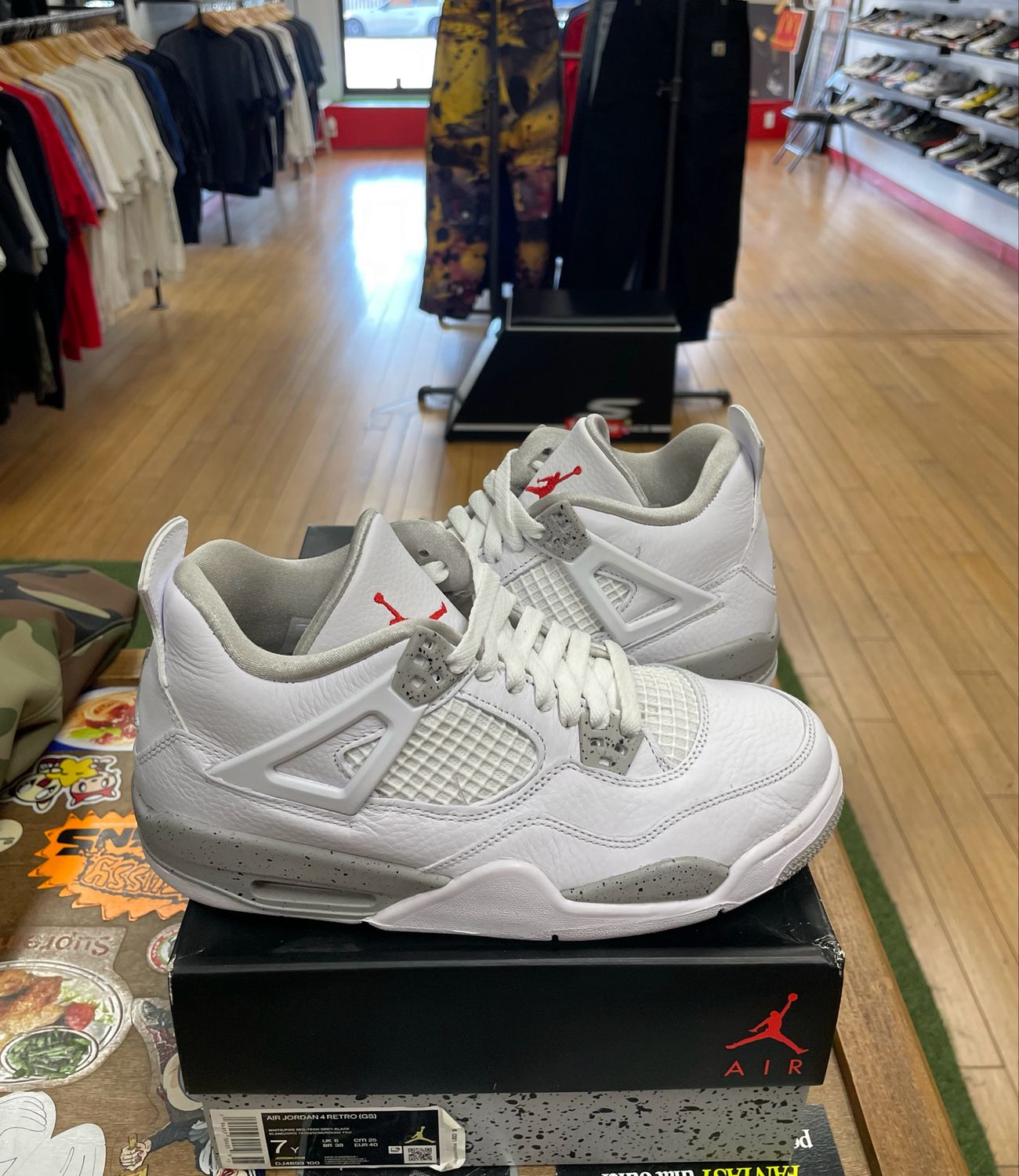 Pre Owned Jordan 4 Retro White Oreo (2021) (GS) Size 7Y