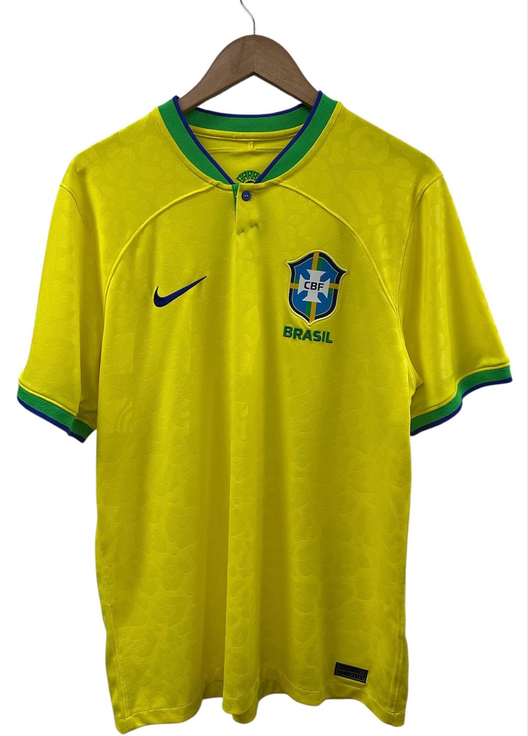 2022/23 Nike Brazil Jersey Size Large (WORN)