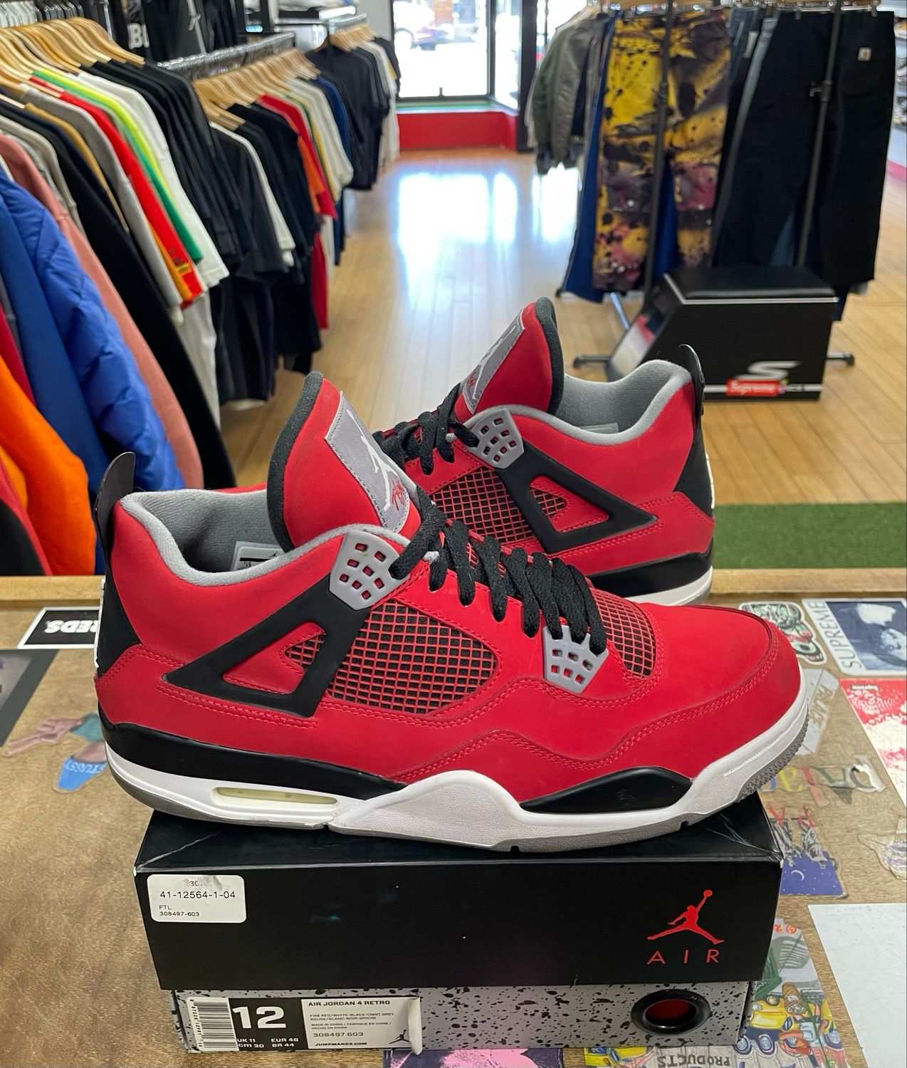 Jordan 4 Retro Toro Bravo Size 12 (Lightly Worn)