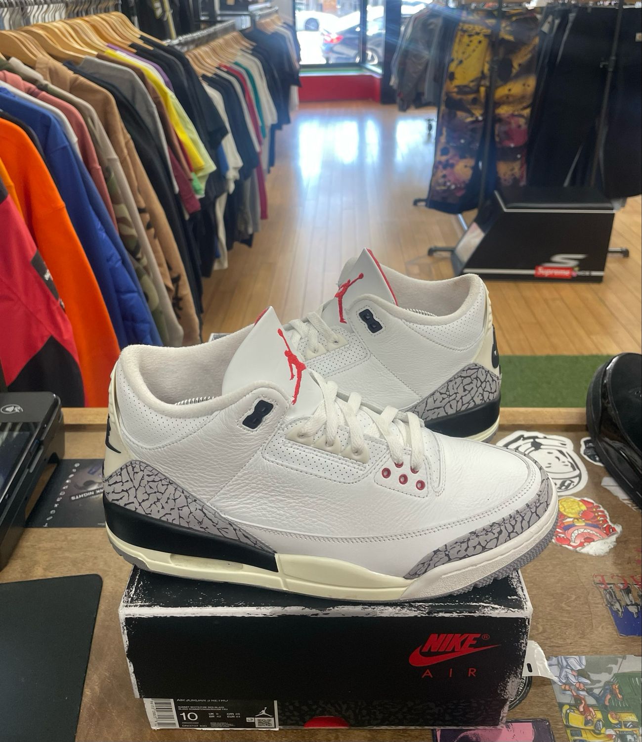 Jordan 3 Retro White Cement Reimagined Size 10 (Pre-owned)