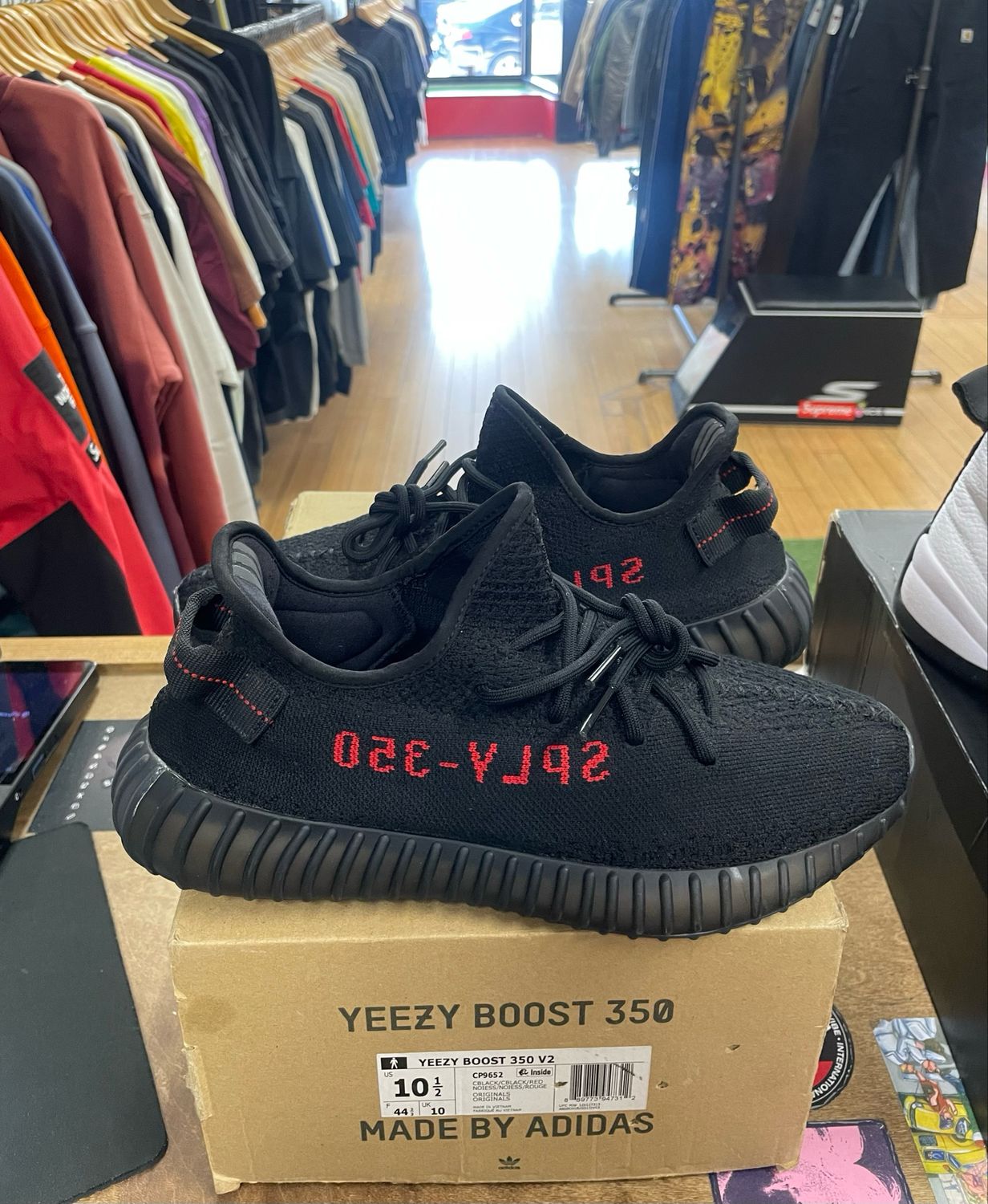 Pre Owned Adidas Yeezy Boost 350 V2 Black Red Size 10.5