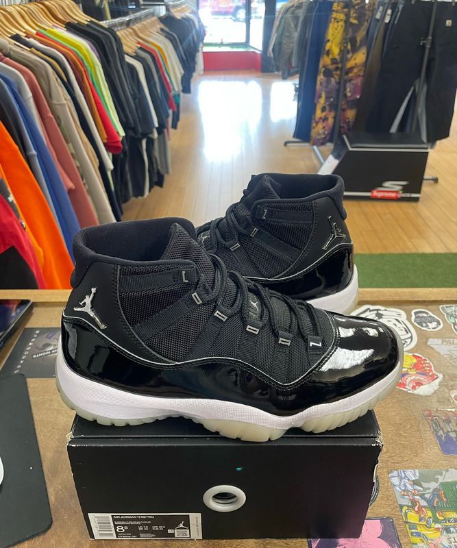 Pre Owned Jordan 11 Retro Jubilee 25th Anniversary Size 8.5