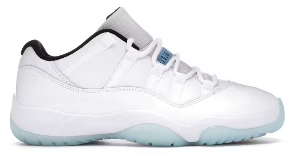 DS Jordan 11 Retro Low Legend Blue Size 10