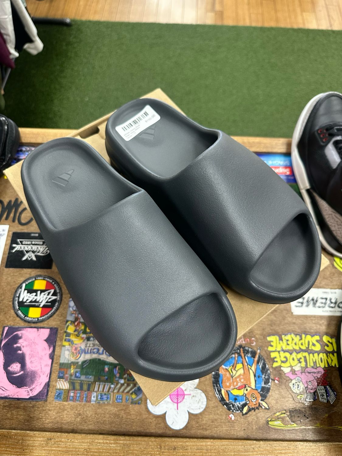 adidas Yeezy Slide Slate Grey (Worn Once)