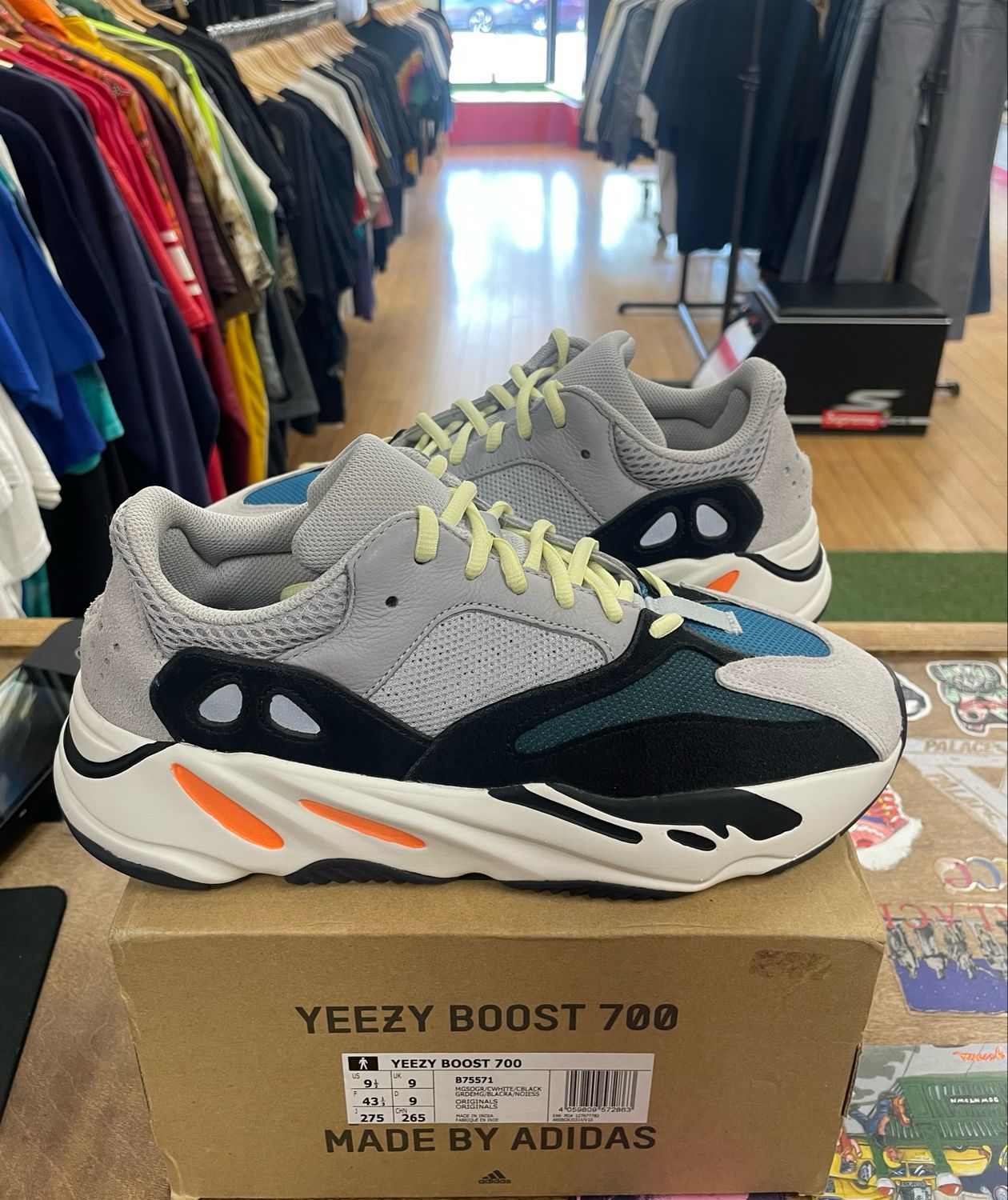 Pre Owned Adidas Yeezy Boost 700 Wave Runner