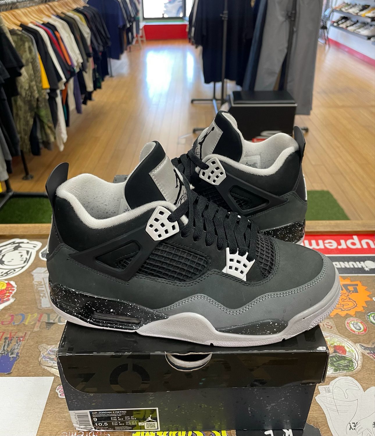Pre Owned Jordan 4 Retro Fear (2024)
