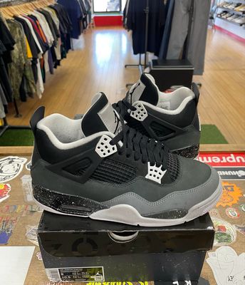 Pre Owned Jordan 4 Retro Fear (2024)