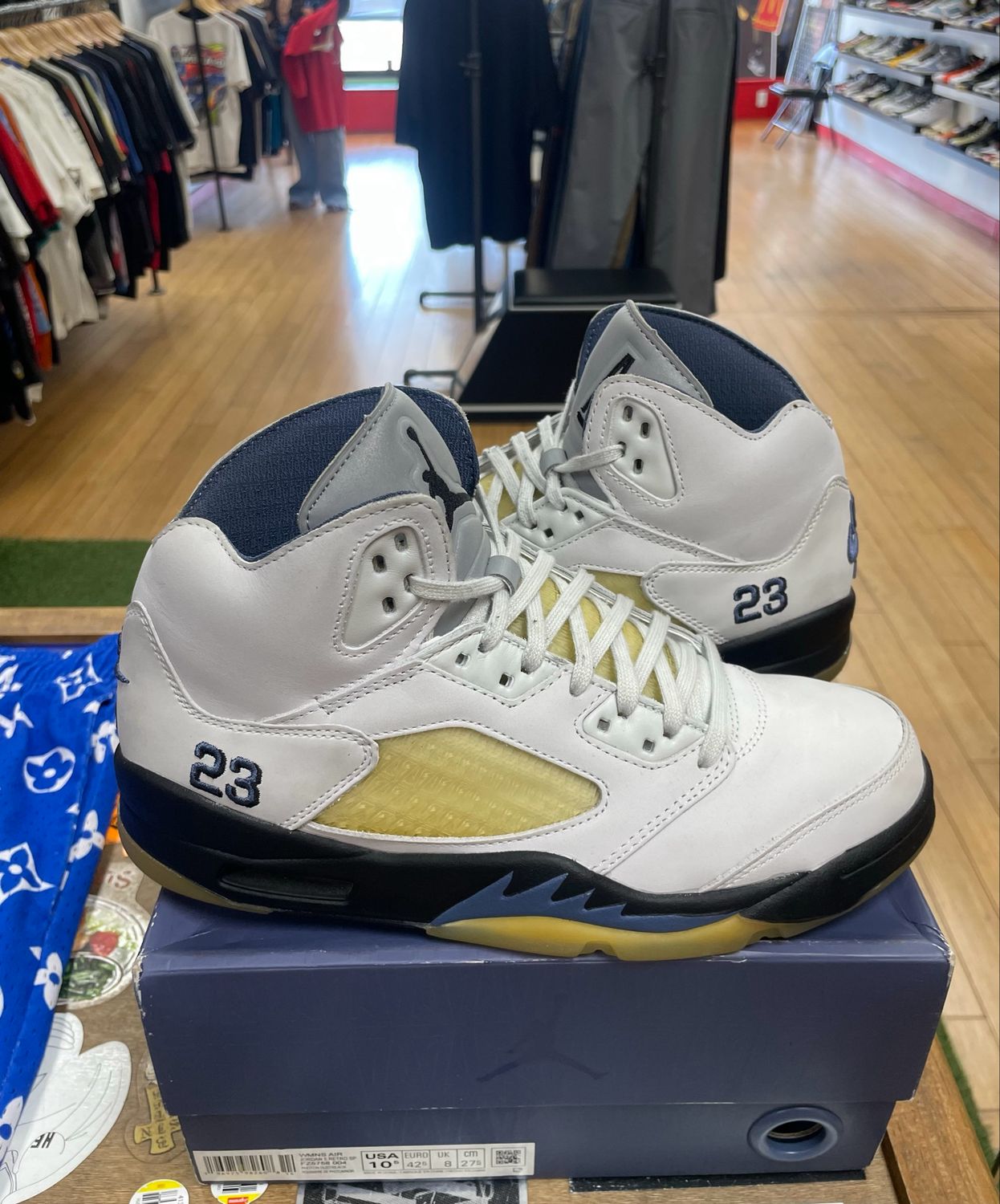 Jordan 5 Retro A Ma Maniére Dawn Size 9M (Worn)