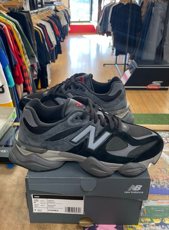 Pre Owned New Balance 9060 Black Castlerock Grey