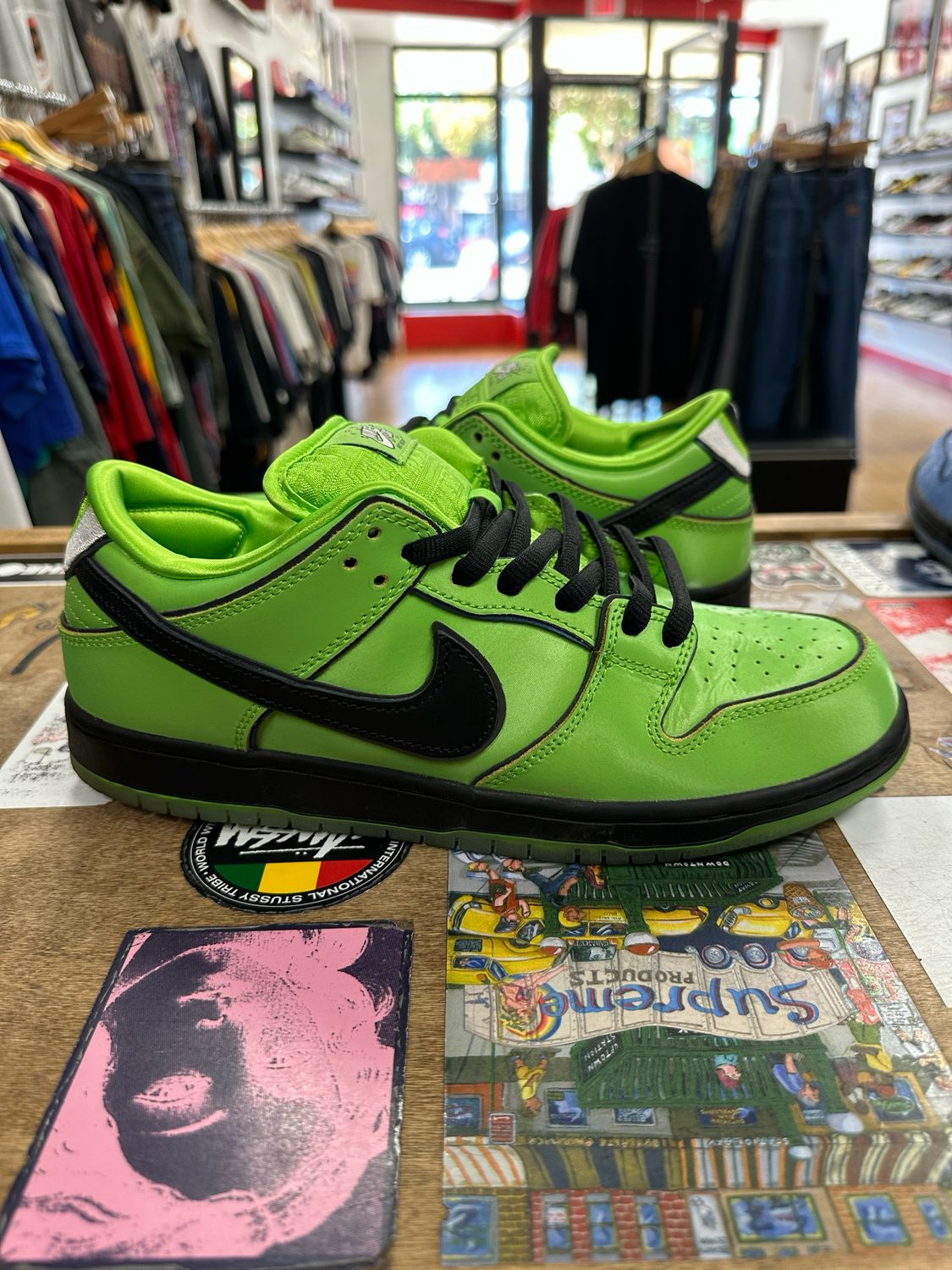 Nike SB Dunk Low The Powerpuff Girls Buttercup Size 9.5 (WORN)(NO BOX)