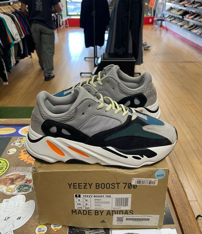 Adidas Yeezy Boost 700 Wave Runner(Worn)