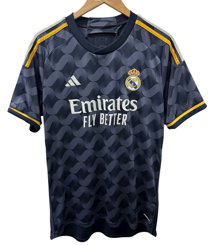 Adidas Men&#39;s Real Madrid Away Jersey 23/24 Size Large