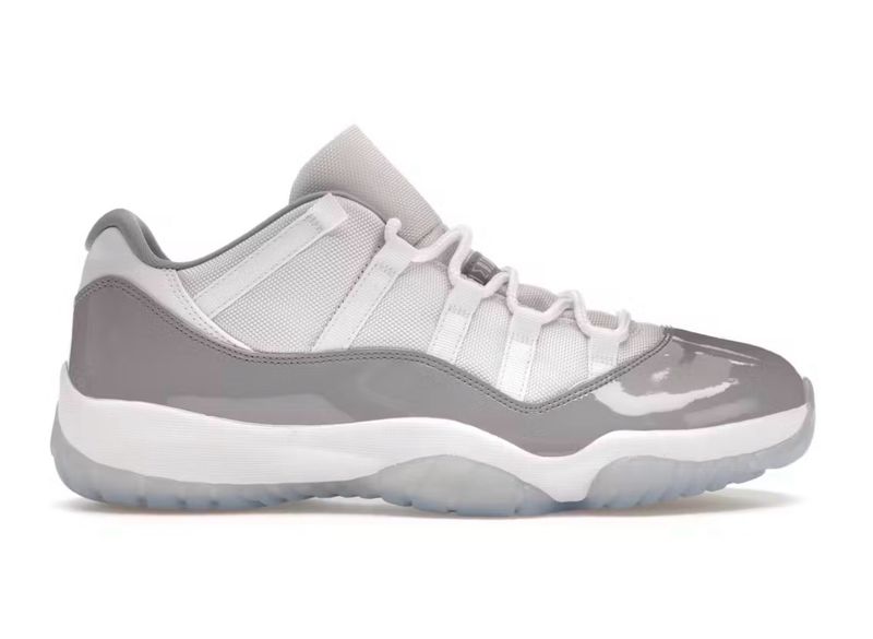 DS Jordan 11 Retro Low Cement Grey Size 9.5
